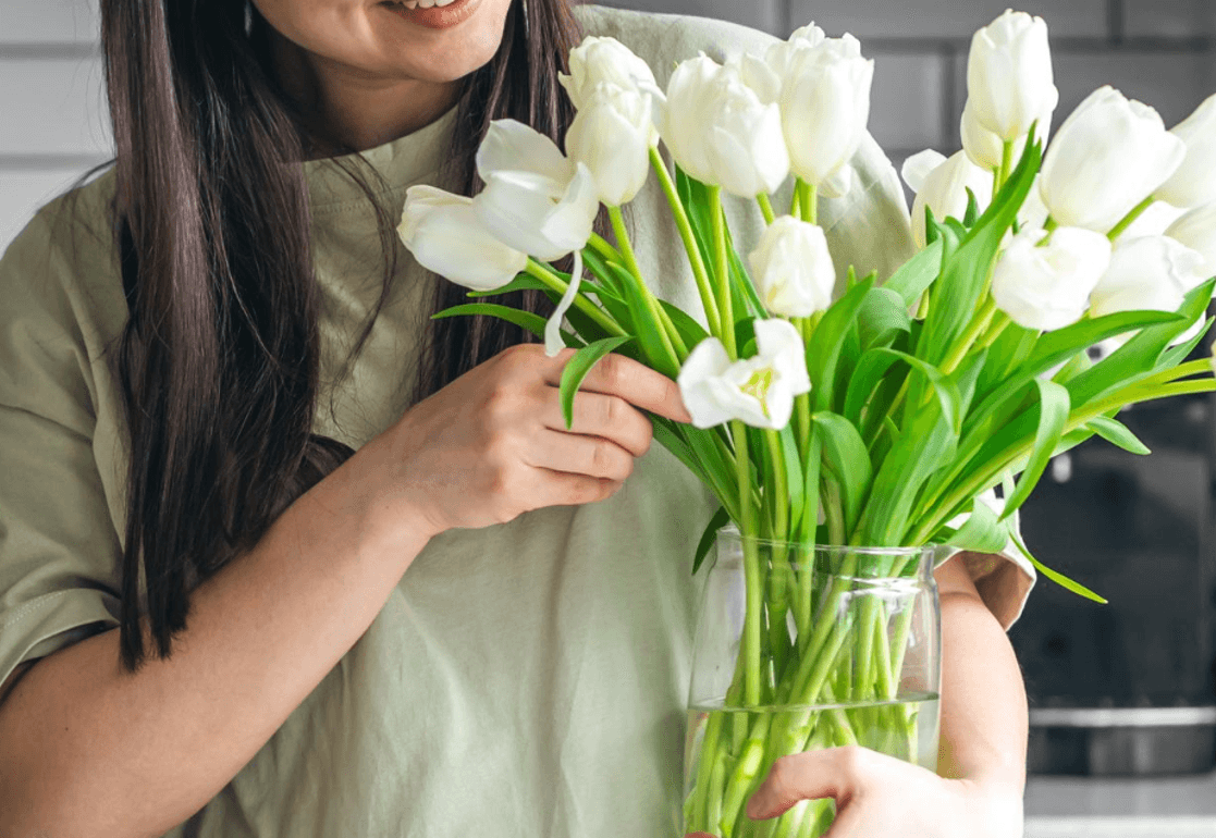 Caring for Fresh Flower Bouquets at Home in Jordan